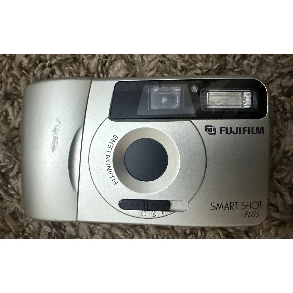 FUJI SMART SHOT PLUS 35mm Point and shoot Film Camera Used